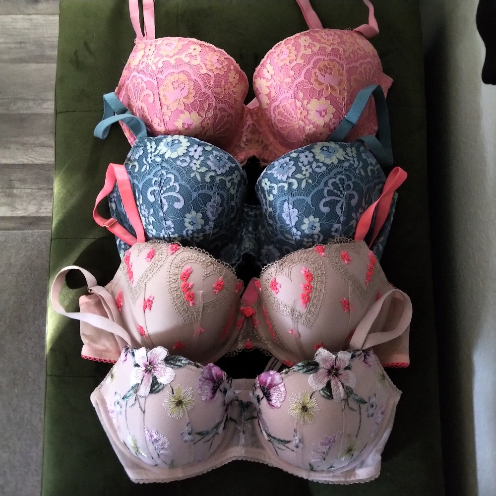Victoria's Secret Dream Angels Bras 32DD
